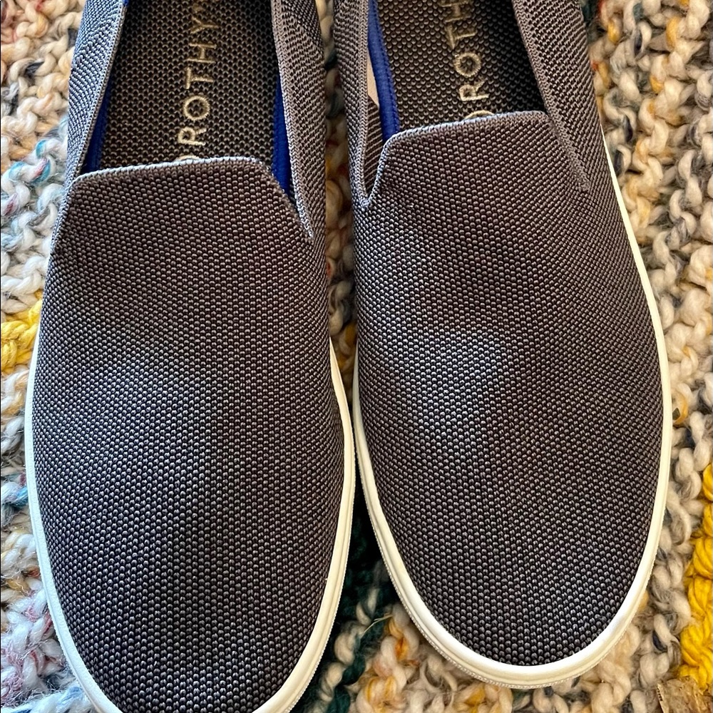 Rothy's Steel Grey sneaker size 9